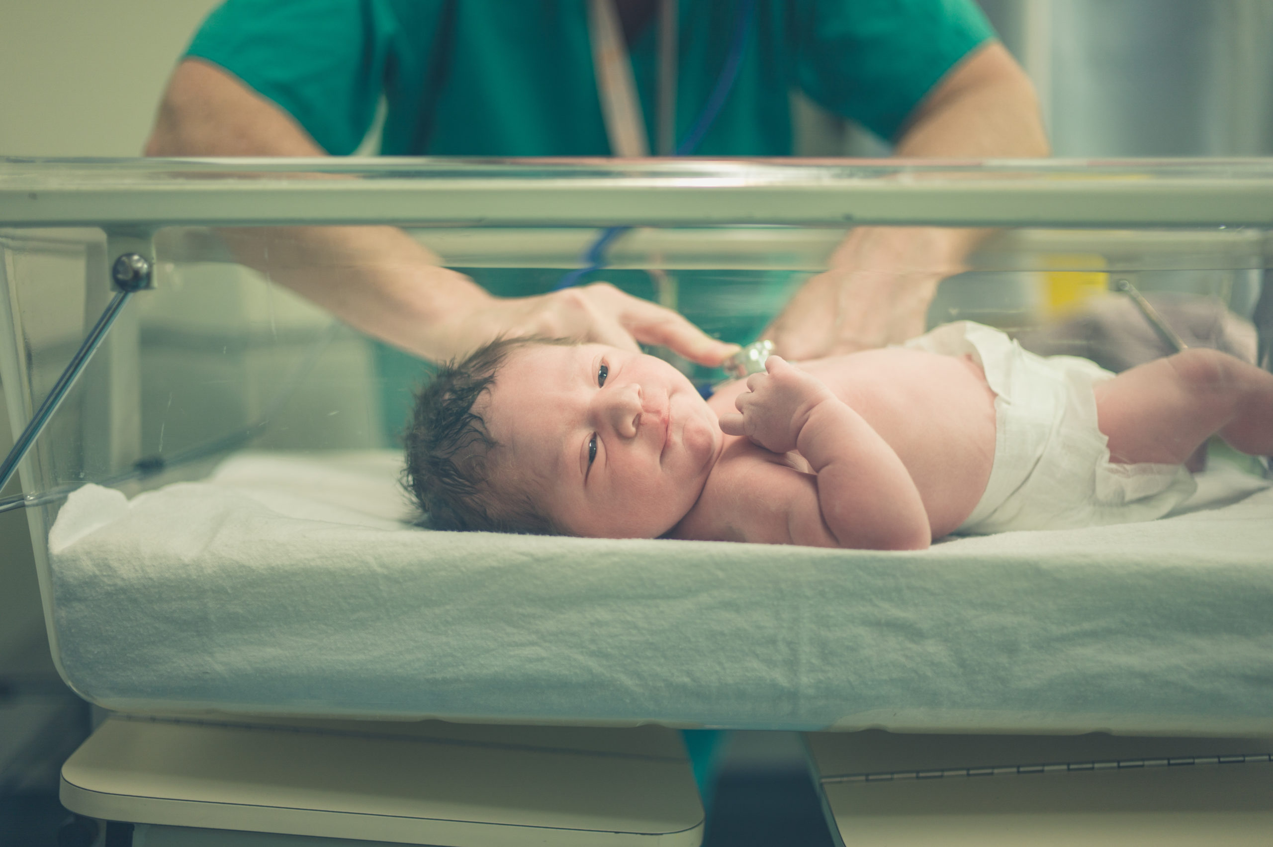 látásvesztés szülés közben látás újszülött első hónapban